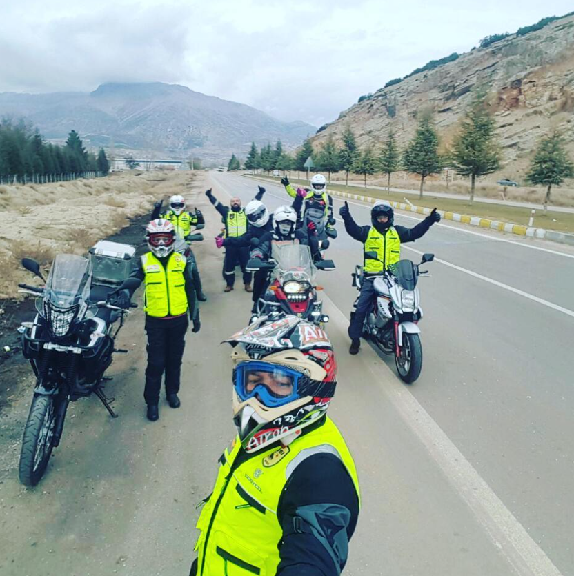 Selçuk Serhat Altınay motosiklet ekibiyle turda